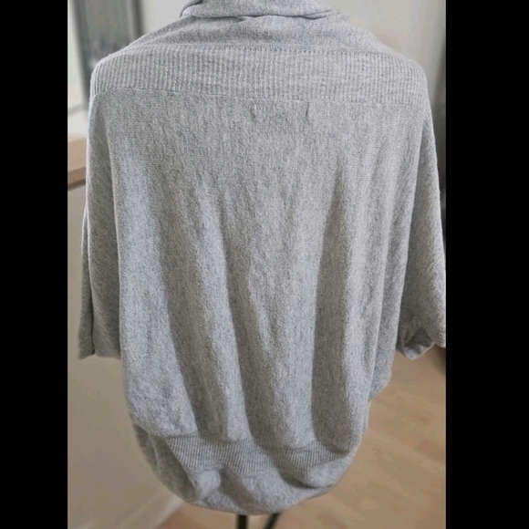 Cashmere Blend Gray Cardigan Sweater 3/4 Sleeve Warm Comfy Pretty Wm's SP/MP - Picture 5 of 5